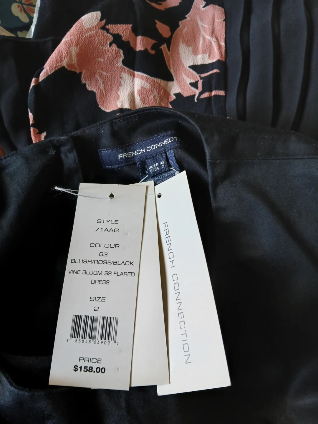 French Connection Black Floral Flare Dress. Size 2. - photo 4