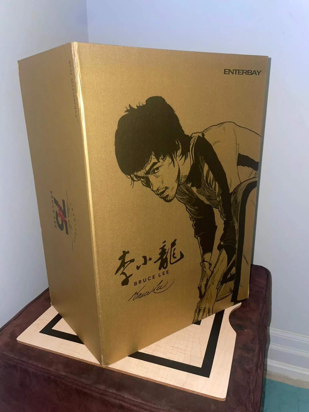 Enterbay Bruce Lee 75th Anniversary Action Figure - photo 2