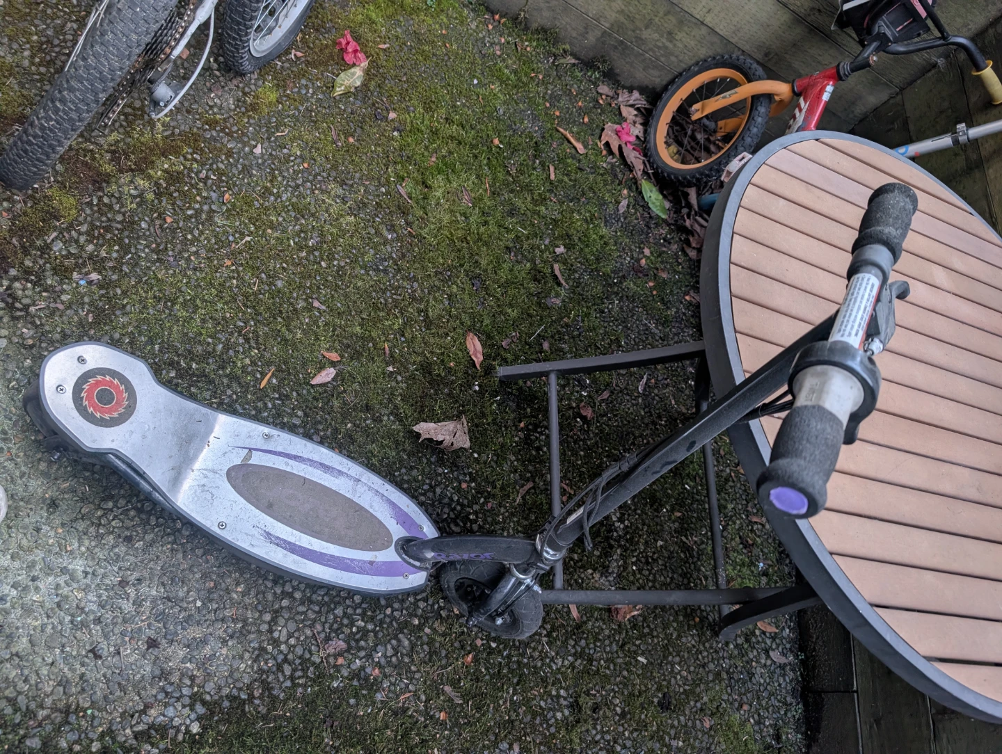 Razor Electric Scooter - photo 3