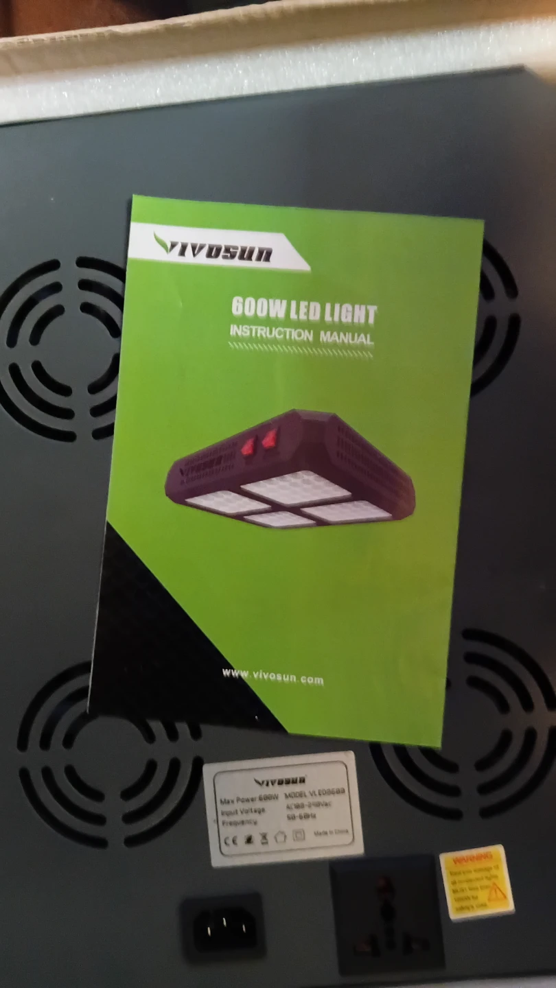 VIVOSUN 600W LED Grow Light & Grow Tent Kit - photo 4