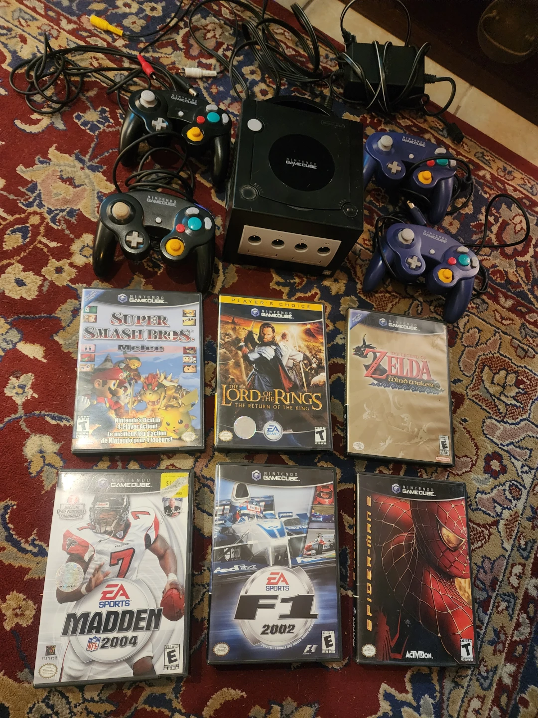 GameCube Bundle-Console Digital DOL-001+4 Controllers+6 Games