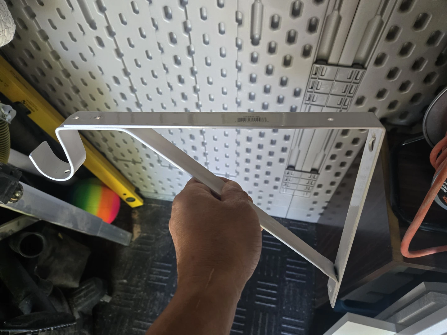 White Metal Shelf Bracket and Support Rod - photo 2