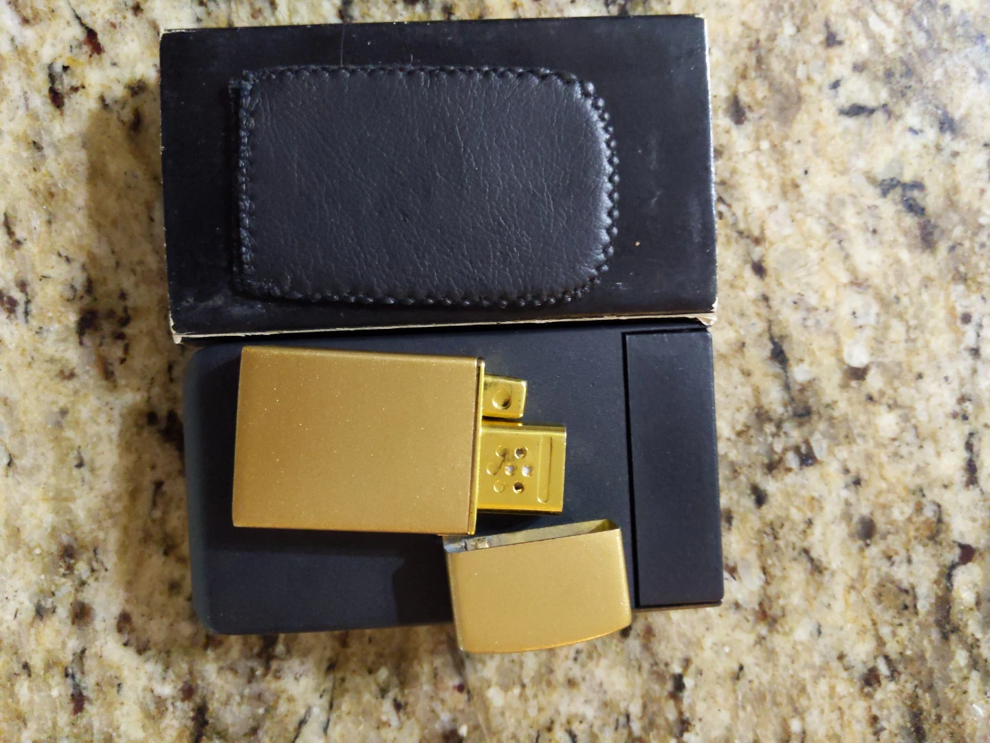 Gas Lighter - Gold Tone - photo 4