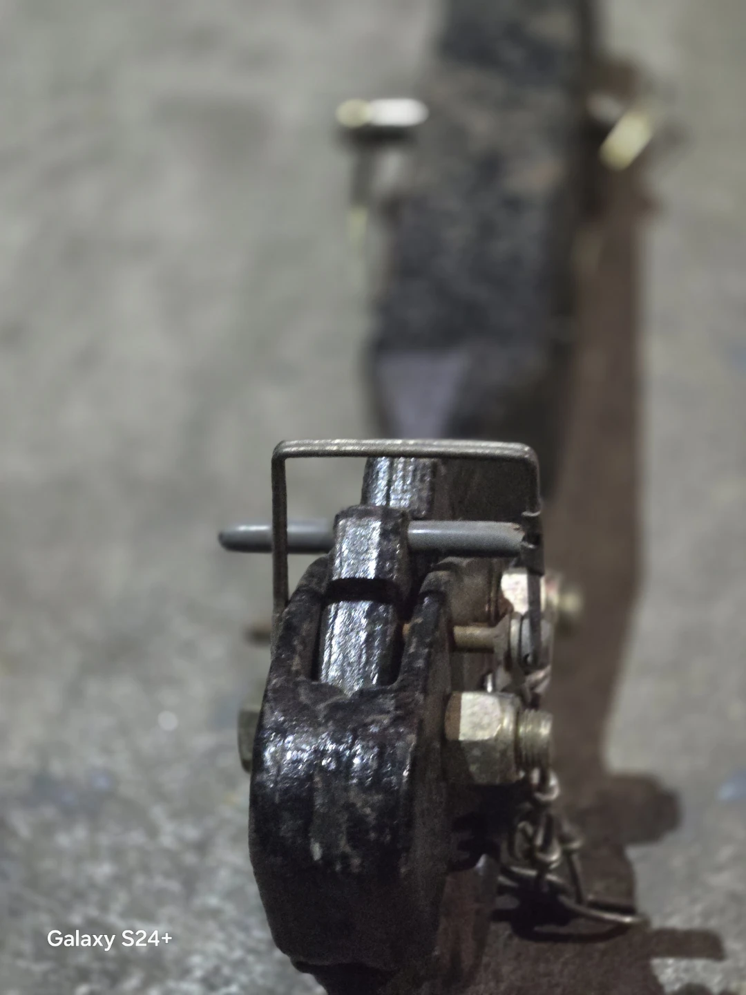 Heavy Duty Tow Hitch Coupler - photo 2