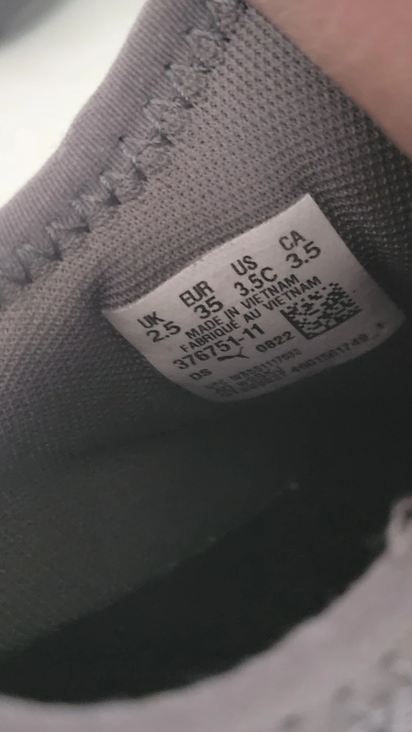 Puma Youth Shoes - Size 3.5Y - photo 2