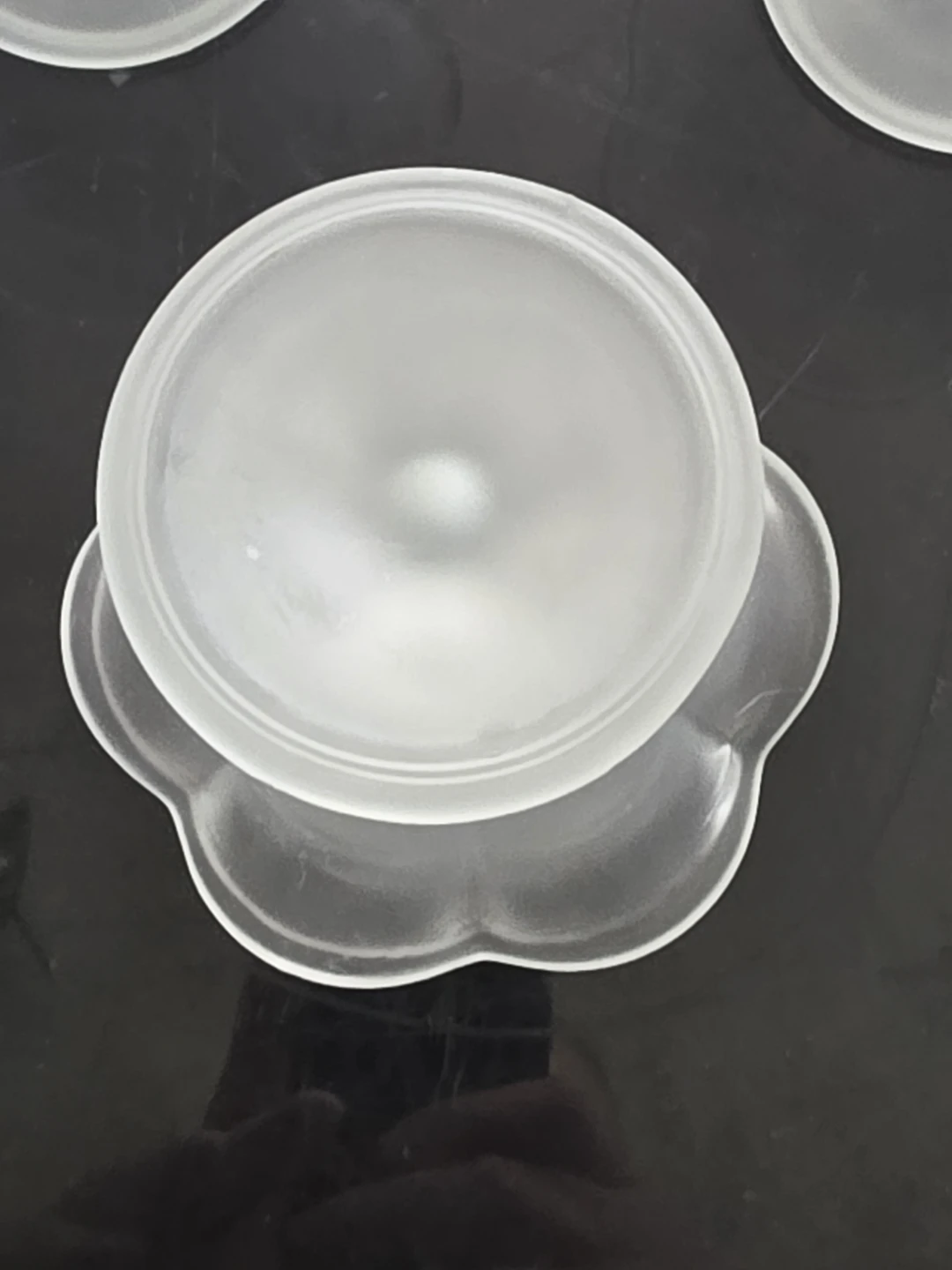 Set of 7 vintage Frosted Glass Dessert Bowls - photo 3