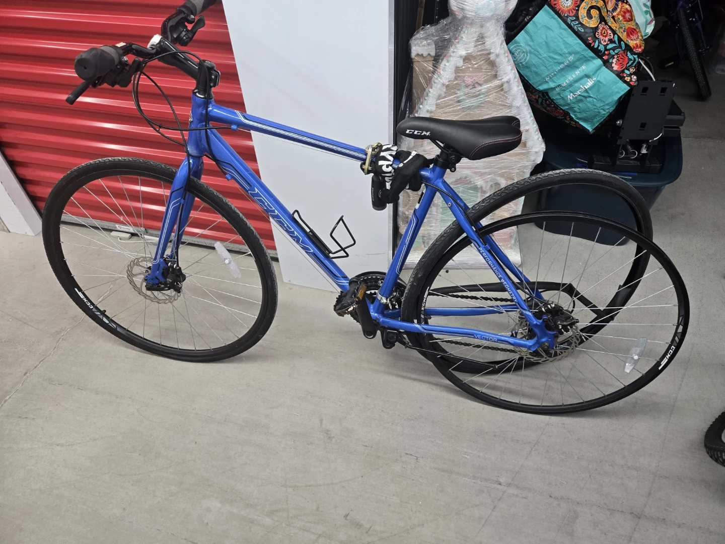 CCM Hybrid Bike