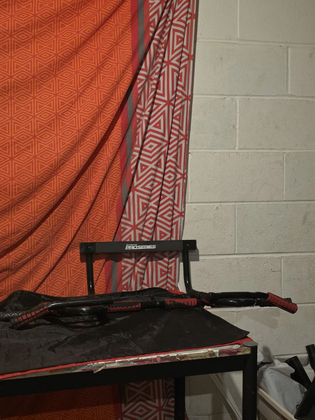 Energetics Pro Series Pull-Up Bar