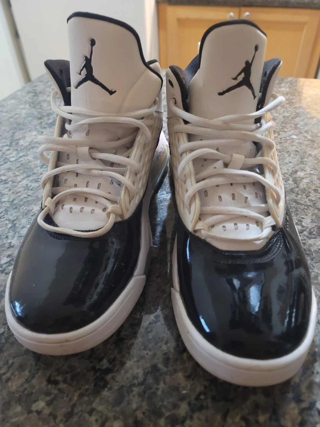 Jordan Maxin 200 Size 12 - photo 4