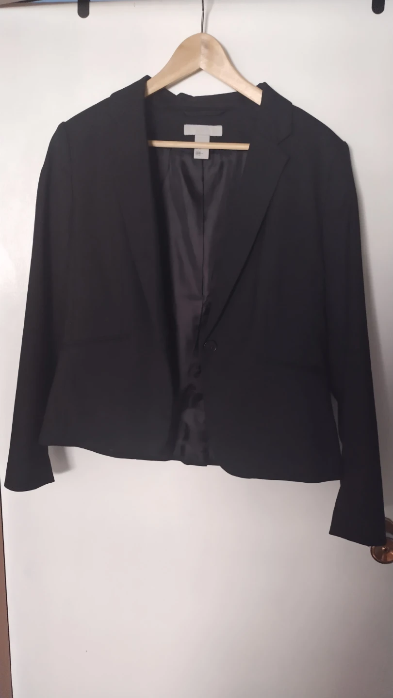 H&M Black Blazer and Pants Suit Set - Size US 12