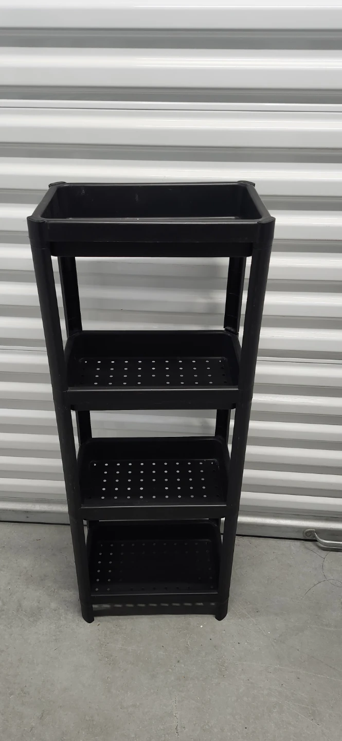 Plastic shelf