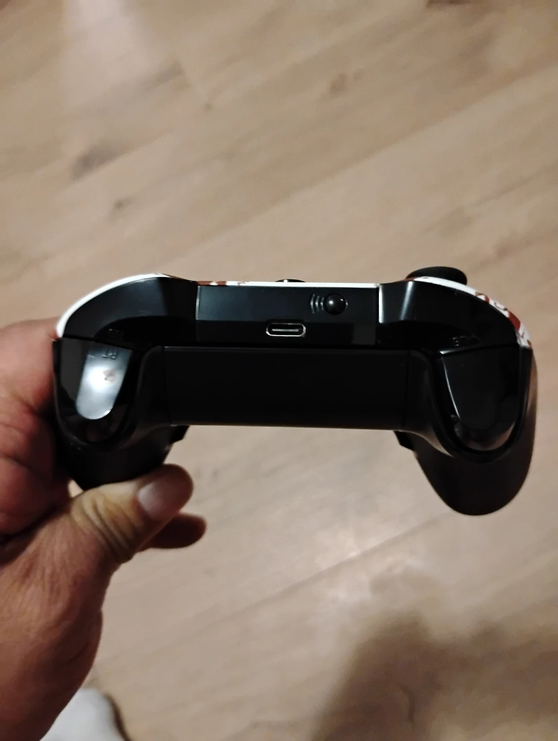 Xbox Wireless Controller - Custom Bloody Design - photo 3