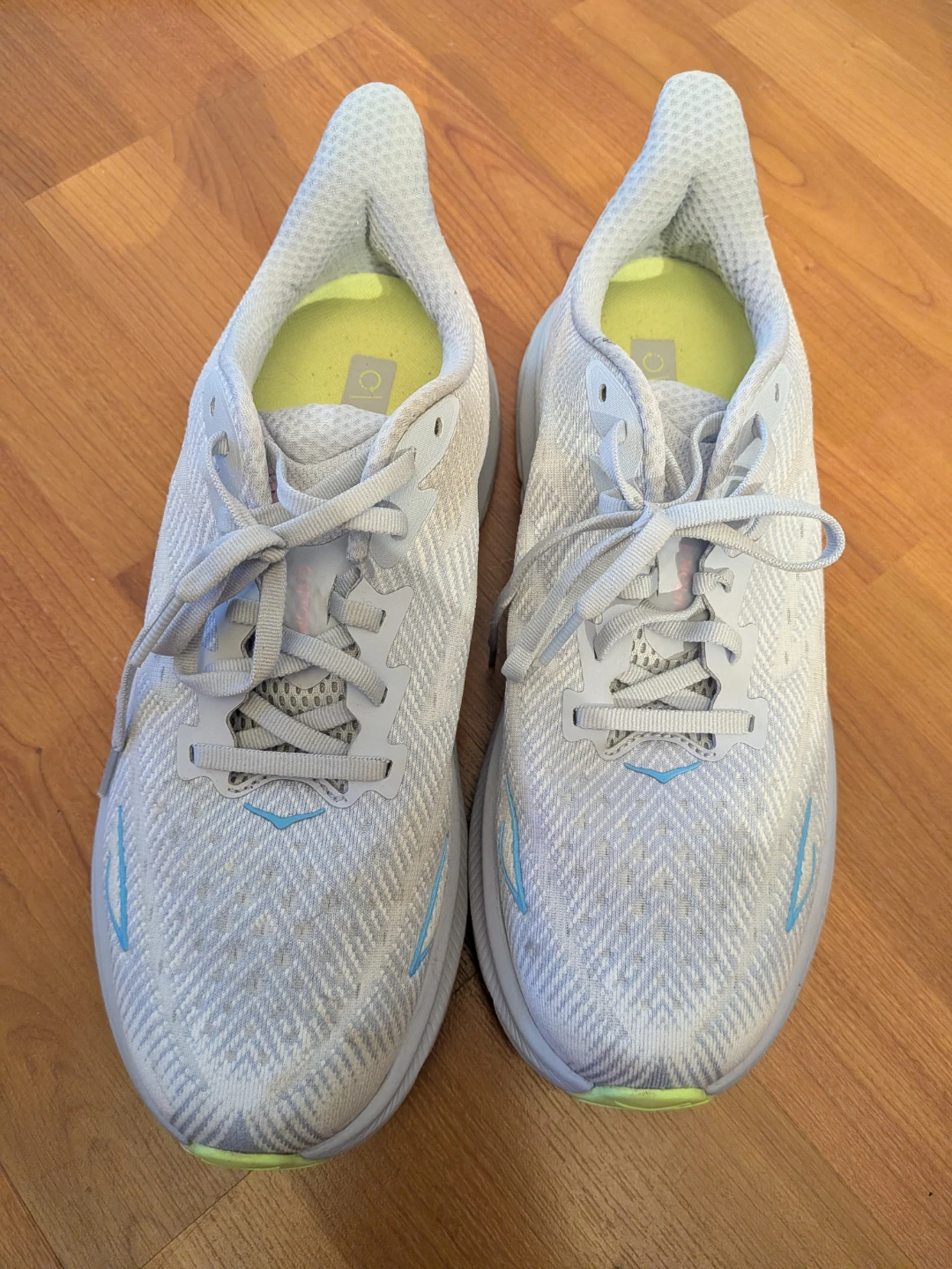 Hoka Clifton 9 Wide Women's Running Shoes (size 9.5) - photo 4