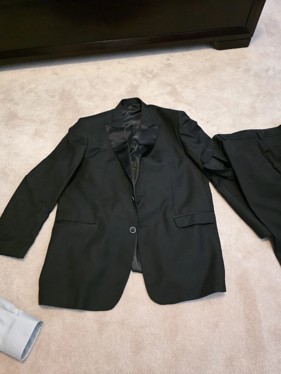 Messi Black Suit Jacket and Joseph Abboud Dress Shirt - photo 4