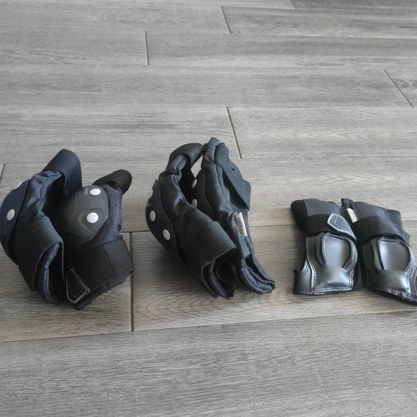 Oxelo Fit 500 Protective Gear Set (Size S) - photo 2