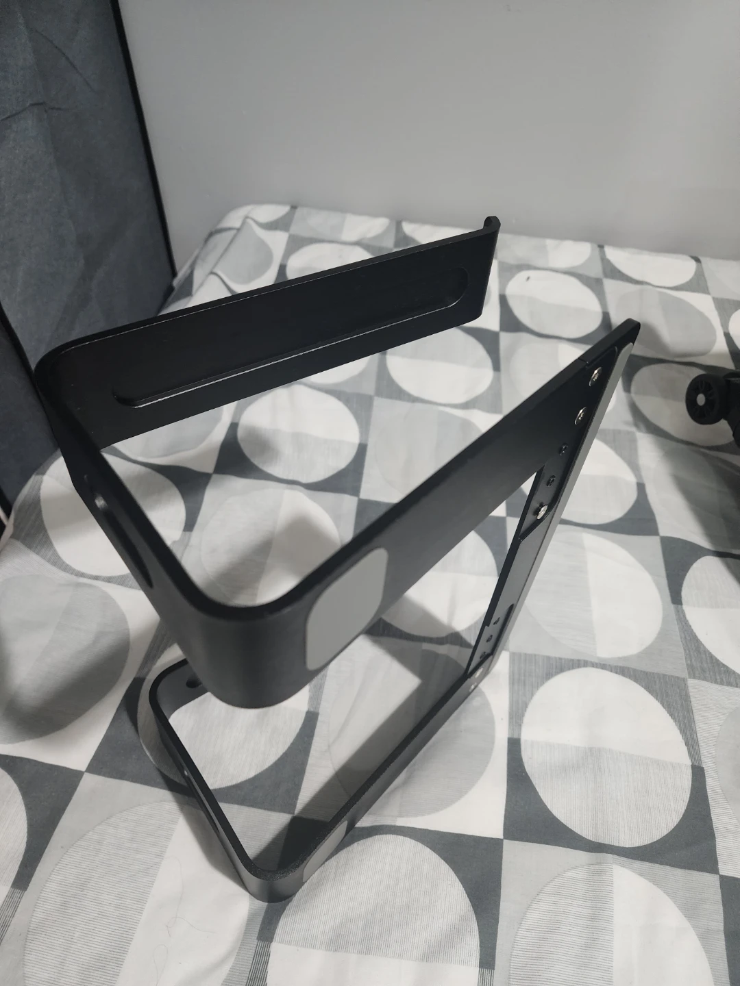 Black Laptop Stand - photo 2