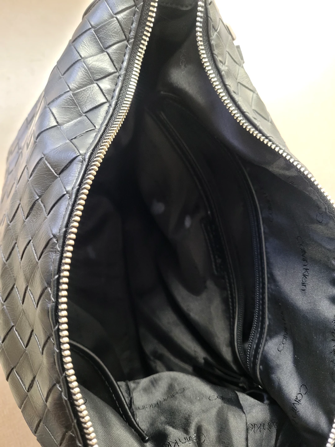 Calvin Klein Black Woven Hand Bag🥕🌱 - photo 2