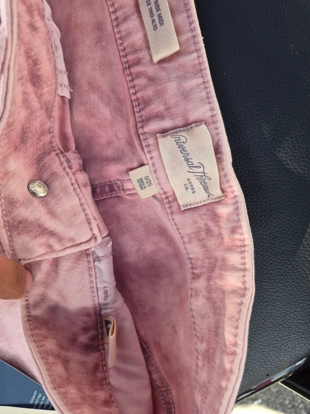 Universal Thread Pink Denim Shorts Size 0/25 - photo 3