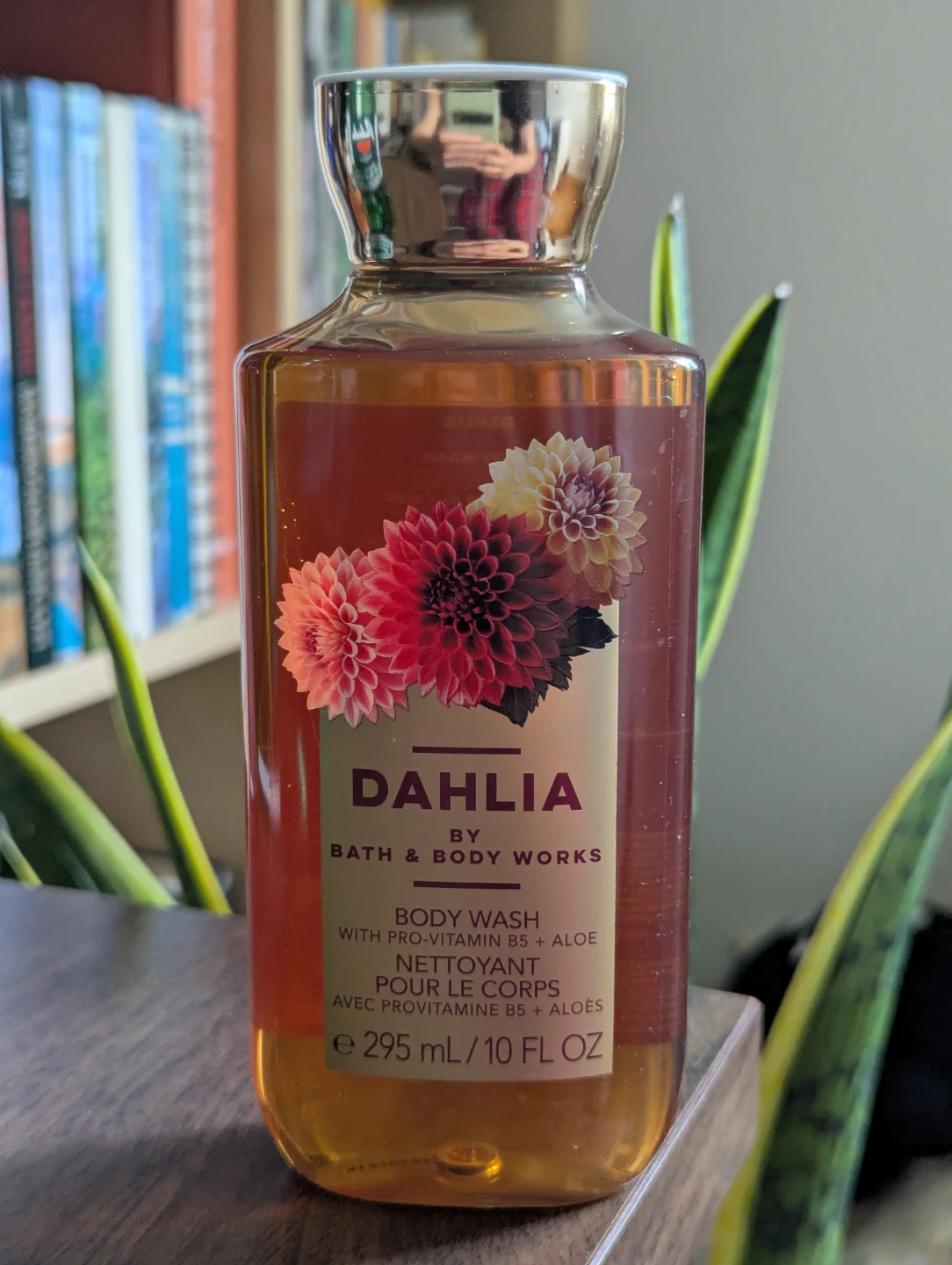 Bath & Body Works Dahlia Body Wash 295 mL