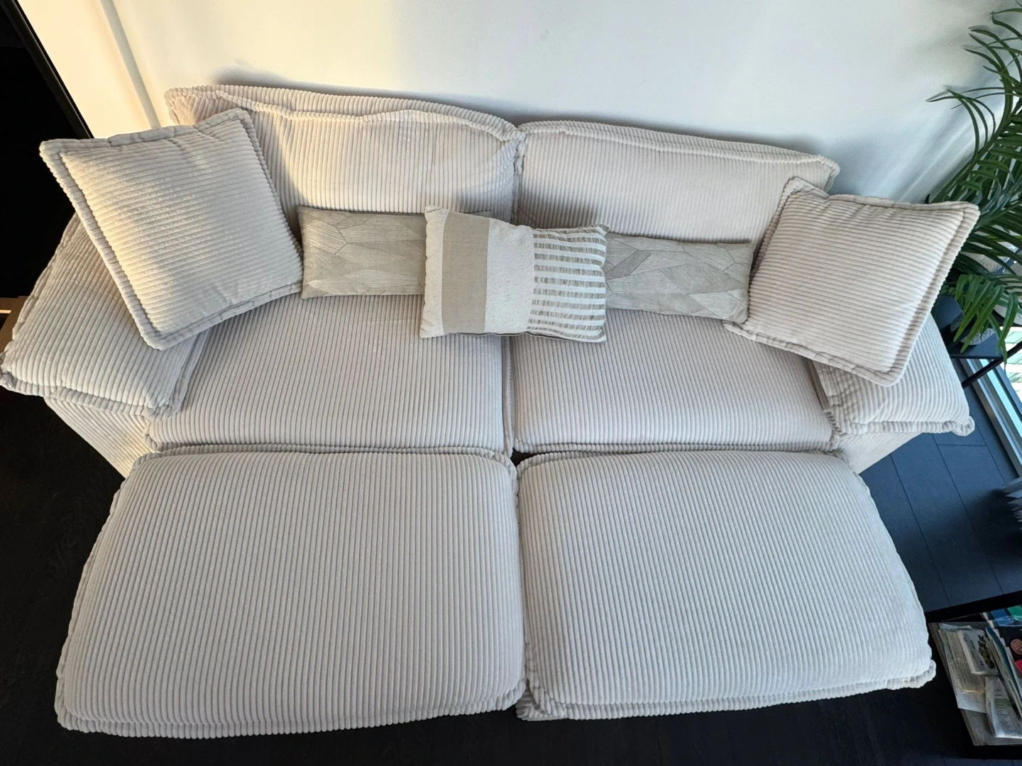 Corderoy White sofa - photo 4