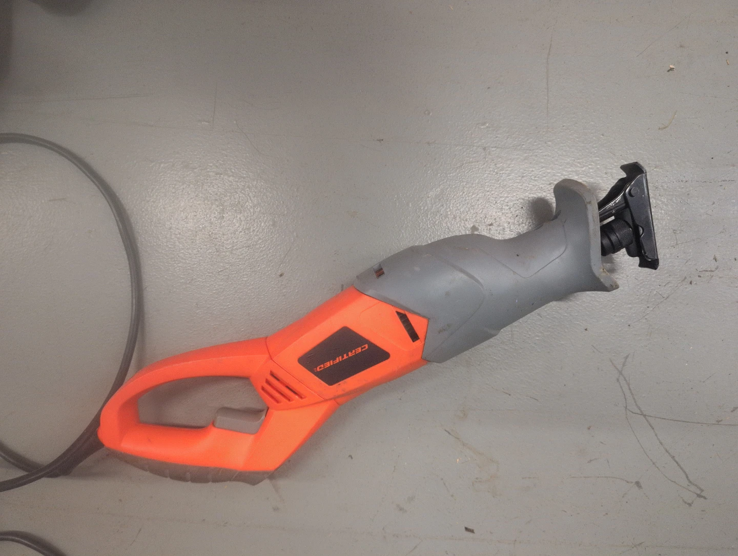 RECIPROCATING SAW