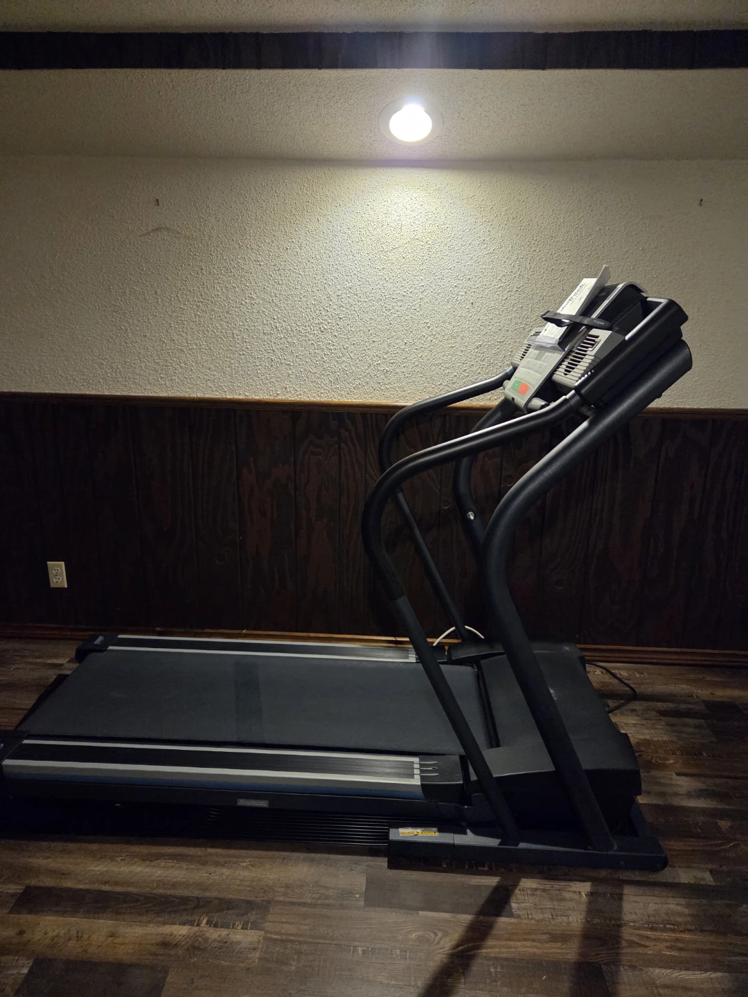 NordicTrack EXP 2000 Treadmill - photo 3
