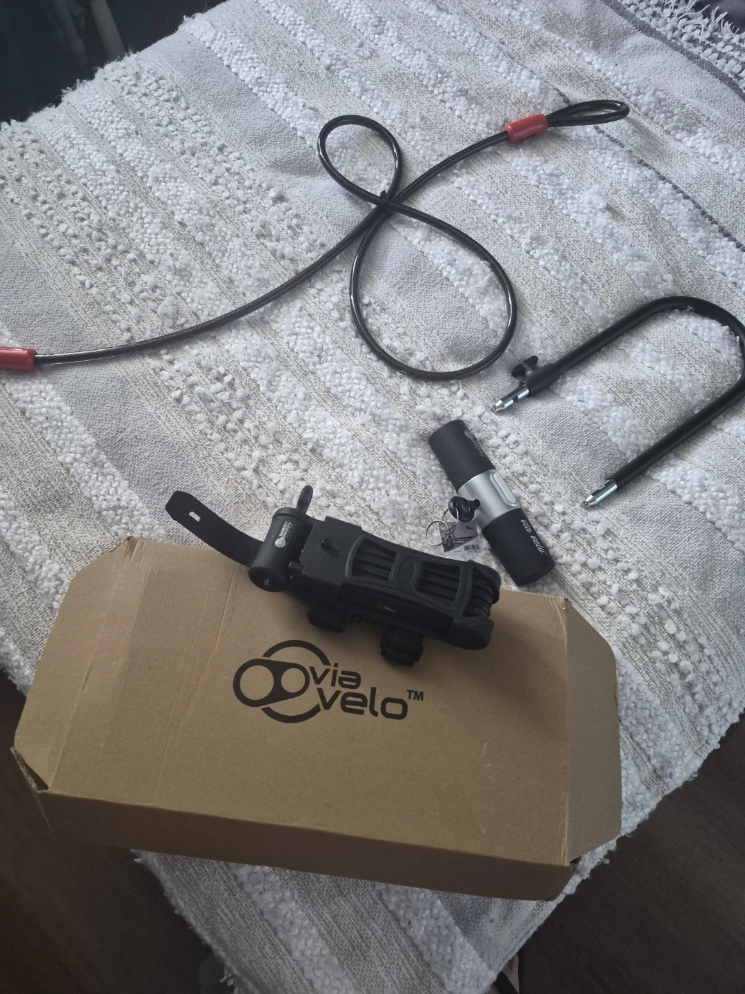 Via Velo Bike Lock Set with Cable Lock and U-Lock
