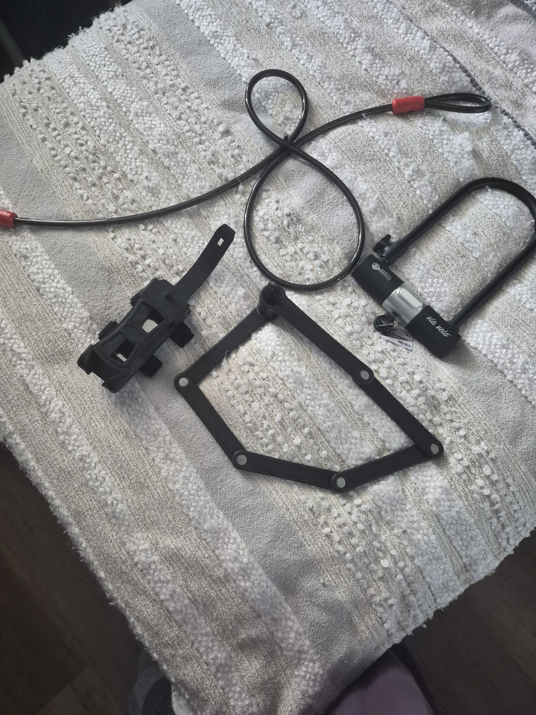 Via Velo Bike Lock Set with Cable Lock and U-Lock - photo 3