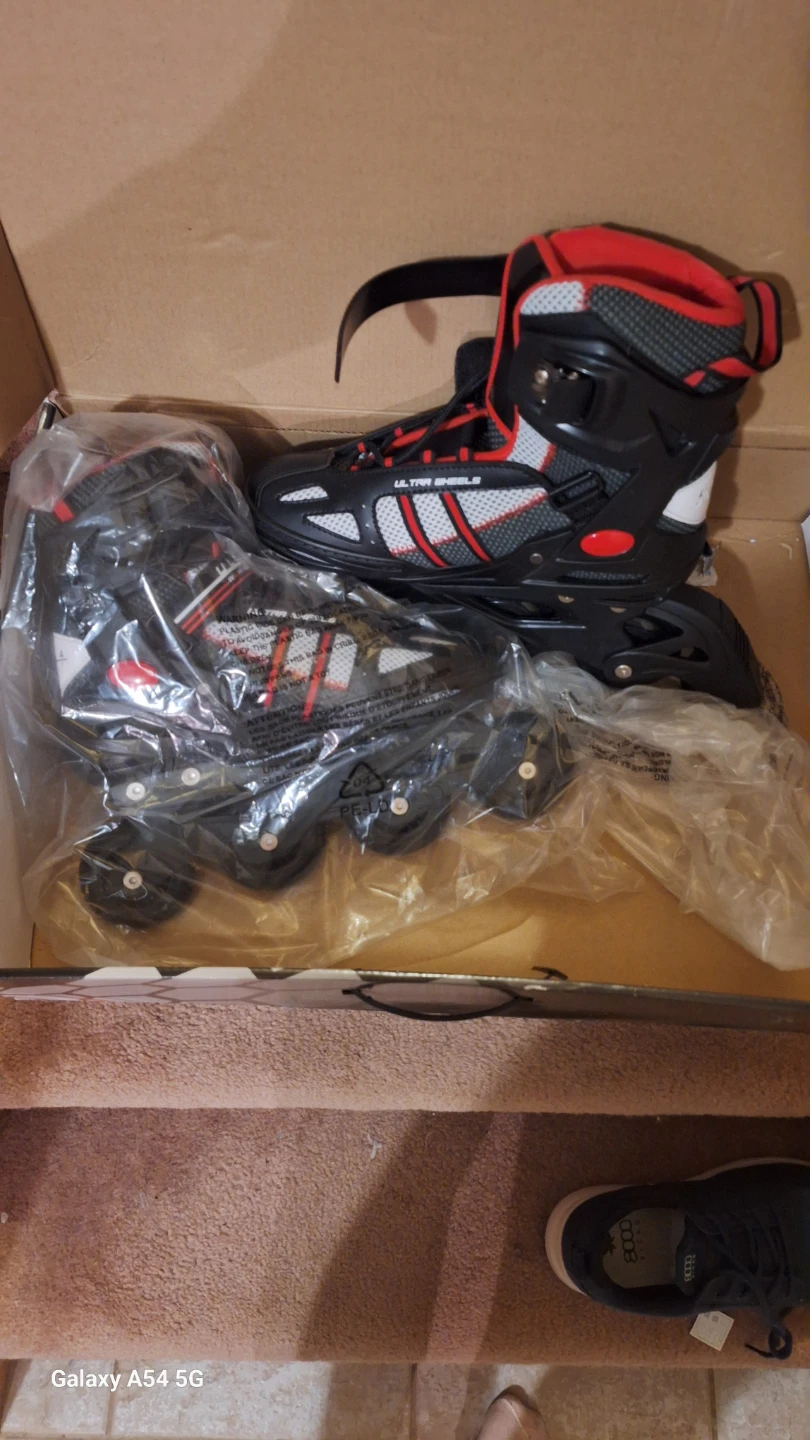 Ultra Wheels Rollerblades Size 8
