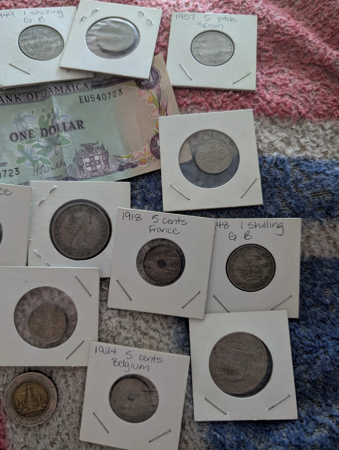 Collection of International Coins and Banknote - photo 4