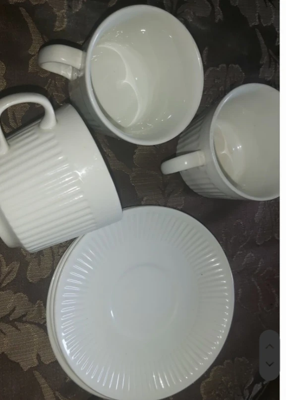 Set of 4 White Ceramic Coffee Cups and Saucers - photo 5