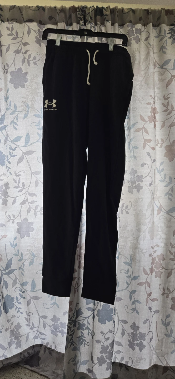 Under Armour Black Sweatpants