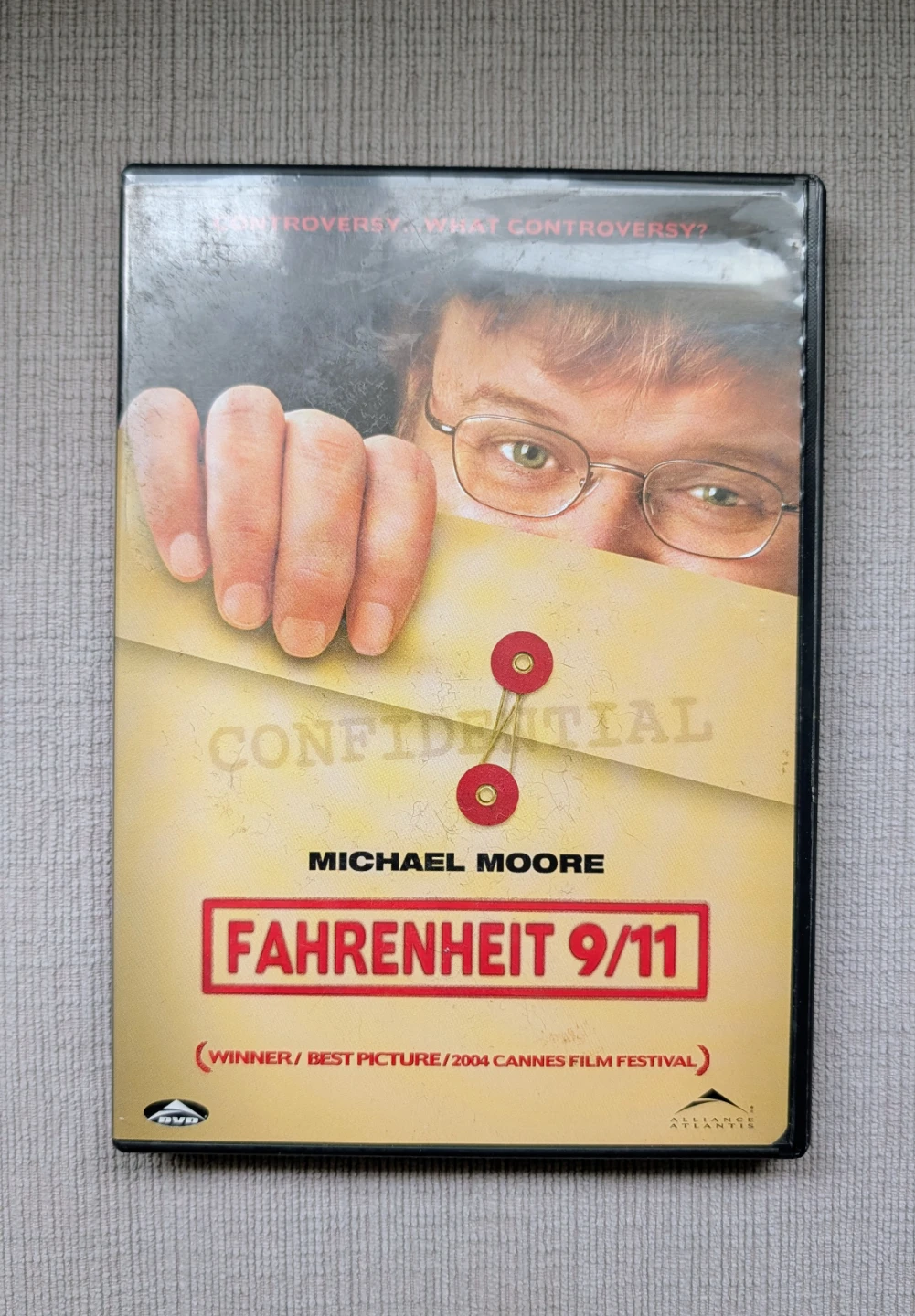 Fahrenheit 9/11 DVD - Michael Moore Movie