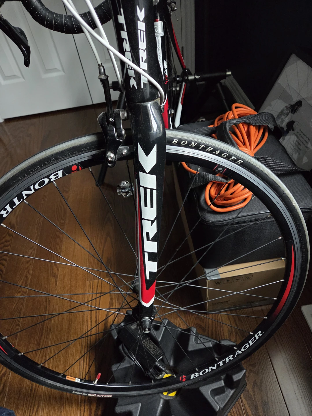 Trek Madone One Full Carbon Fiber Road Bike PLUS PRO TRAINER - photo 5