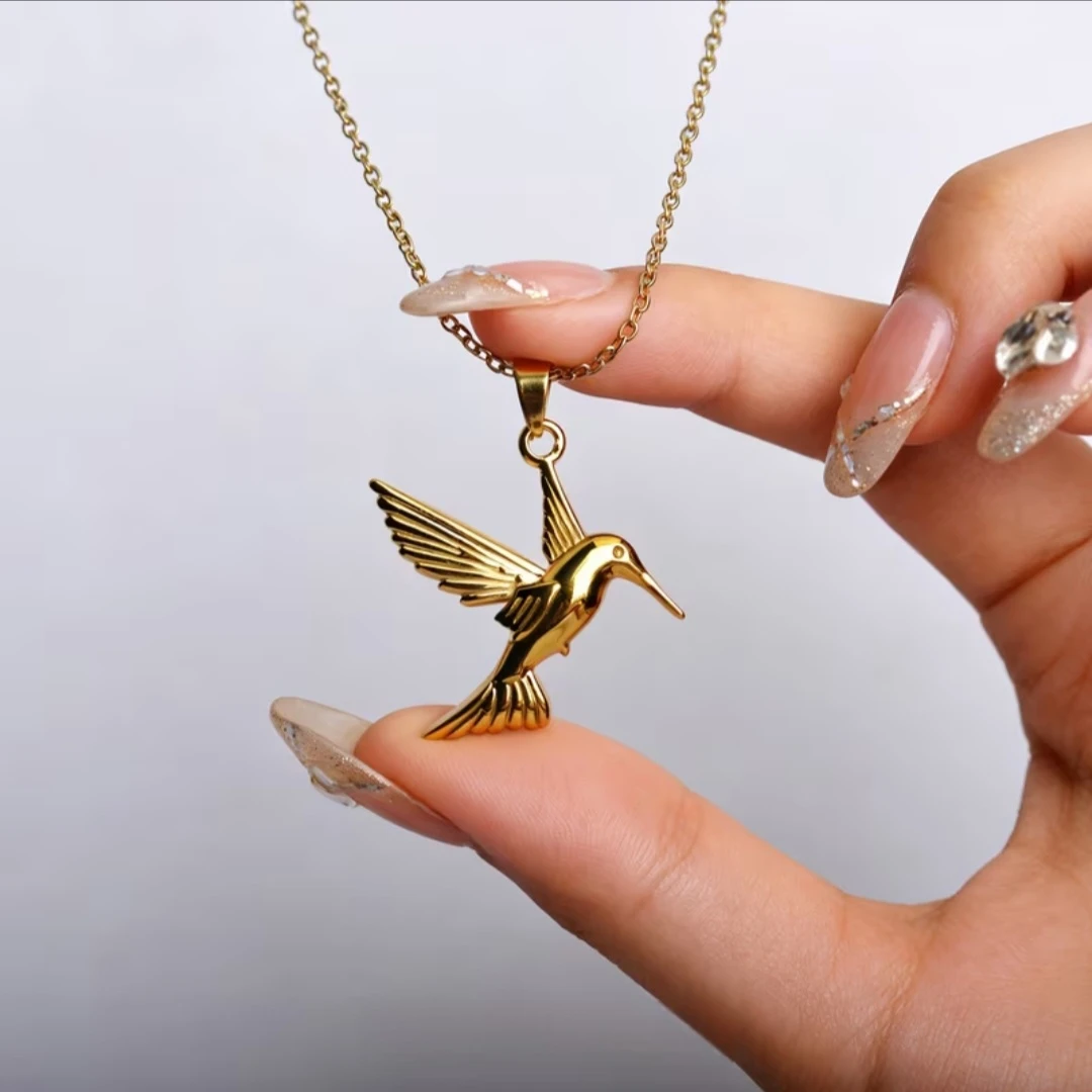 Golden Hummingbird Necklac. *Brand New*
