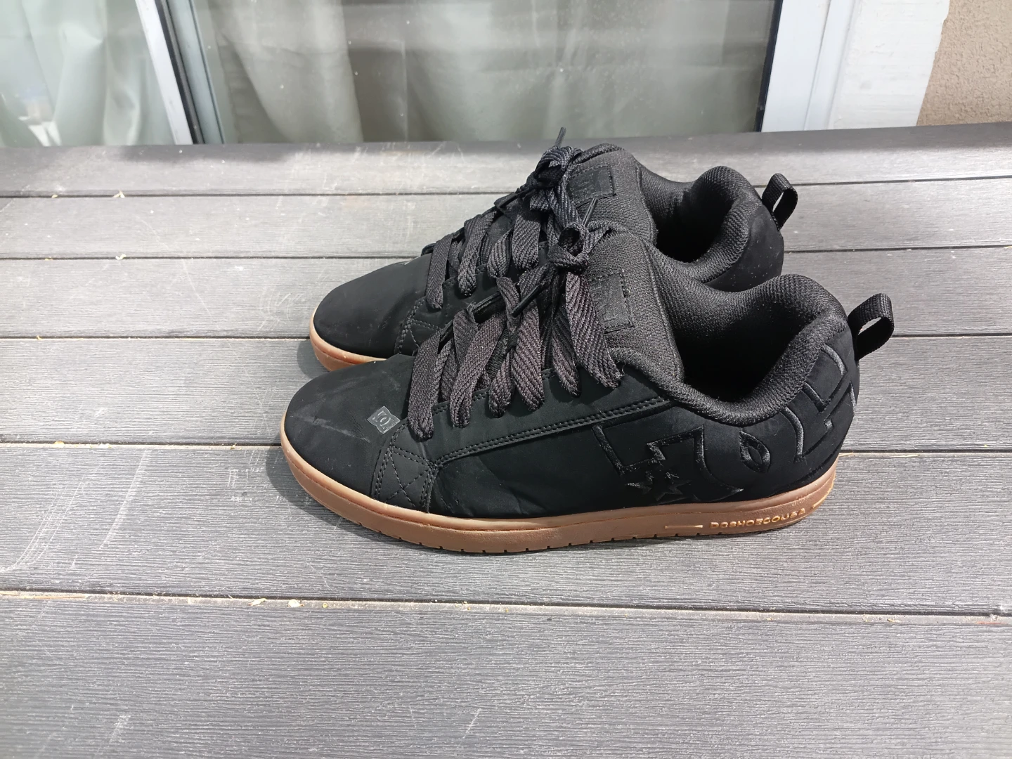 DC Shoes Men's Black Low Top Sneakers Size 10 - photo 2