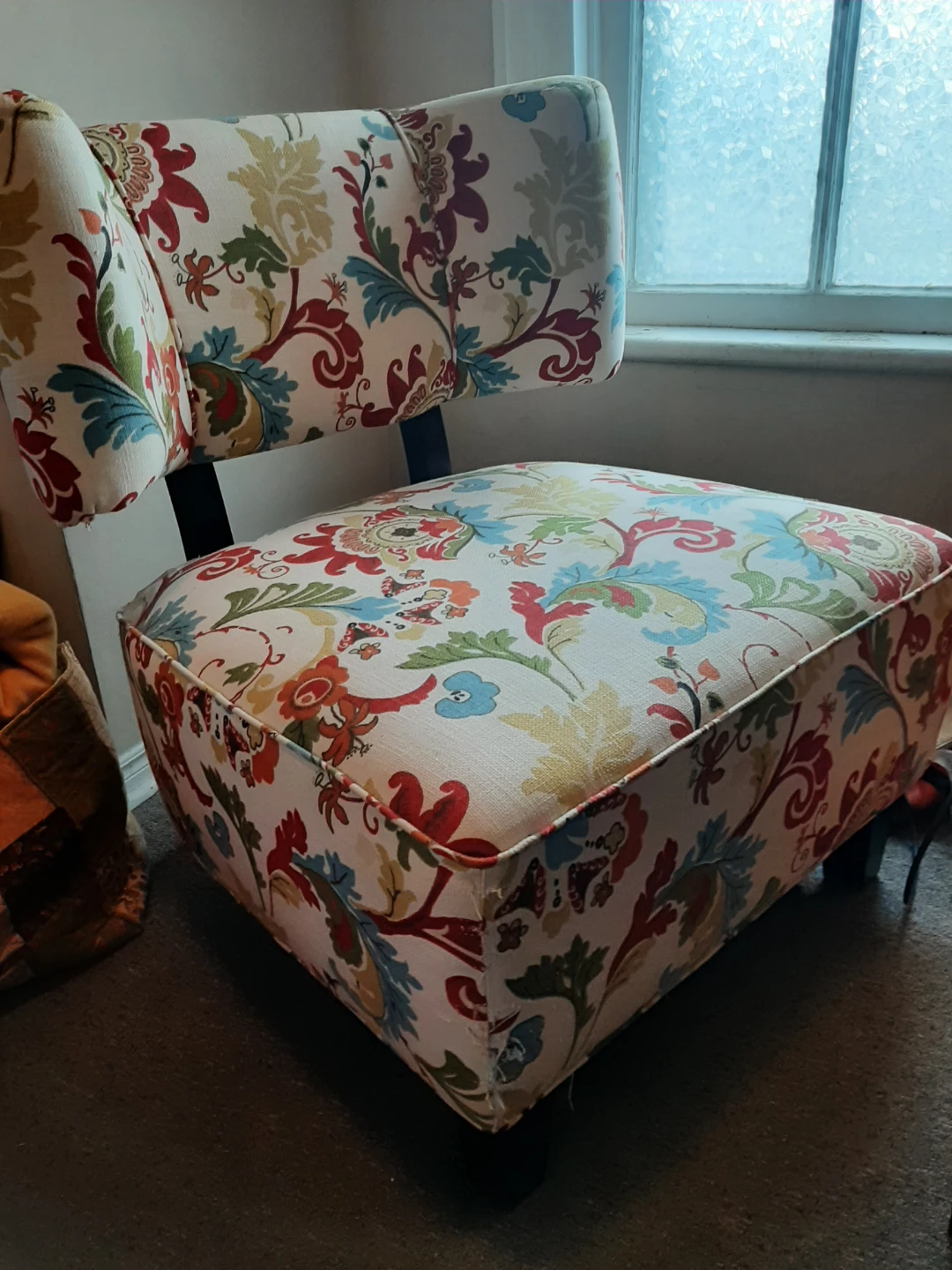 Accent Chair with Floral Print