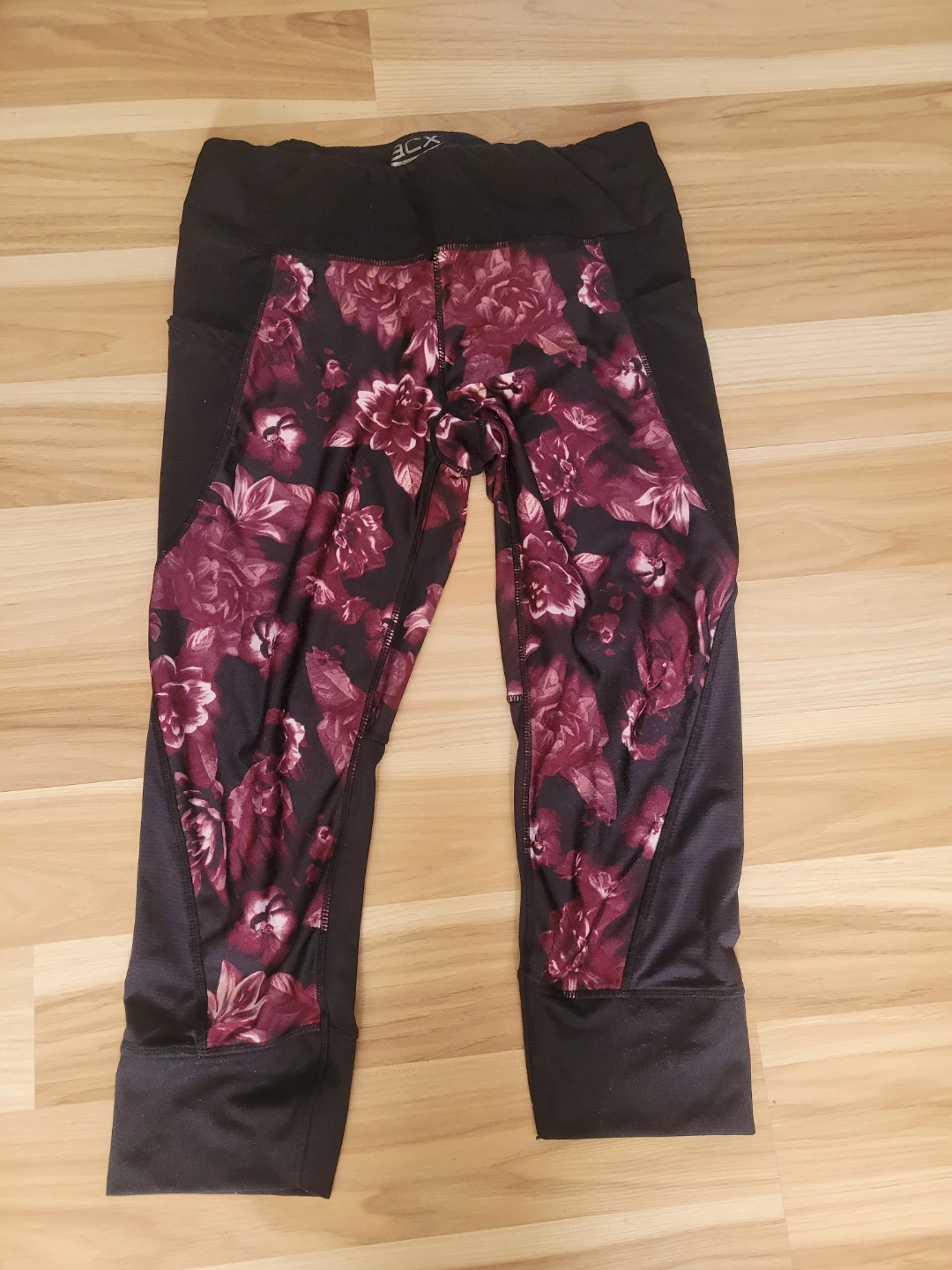 Acx yoga caprees Med.