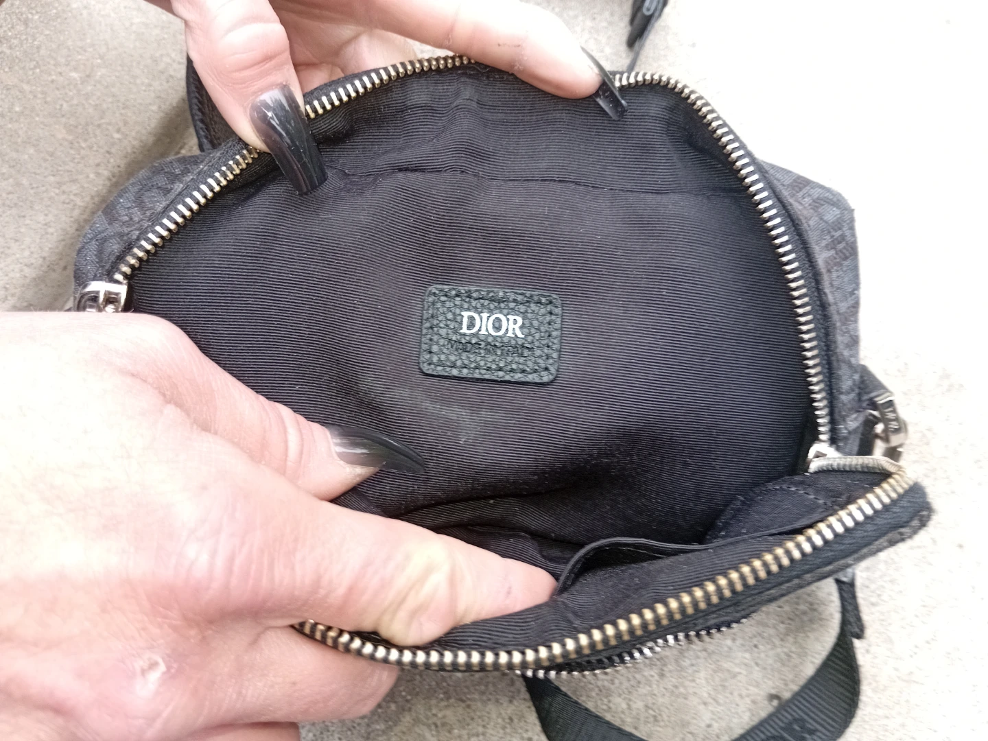 Christian Dior Monogram Shoulder Bag - photo 2