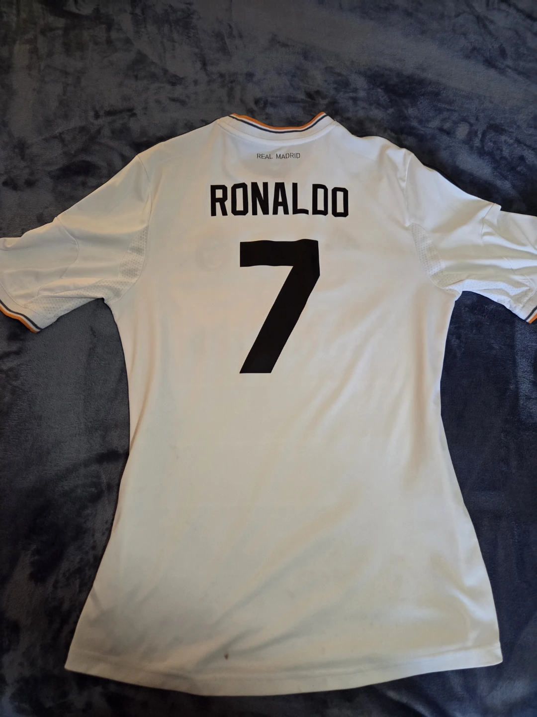 Real Madrid Ronaldo 7 Soccer Jersey Men's M (Unofficial Font) - photo 2