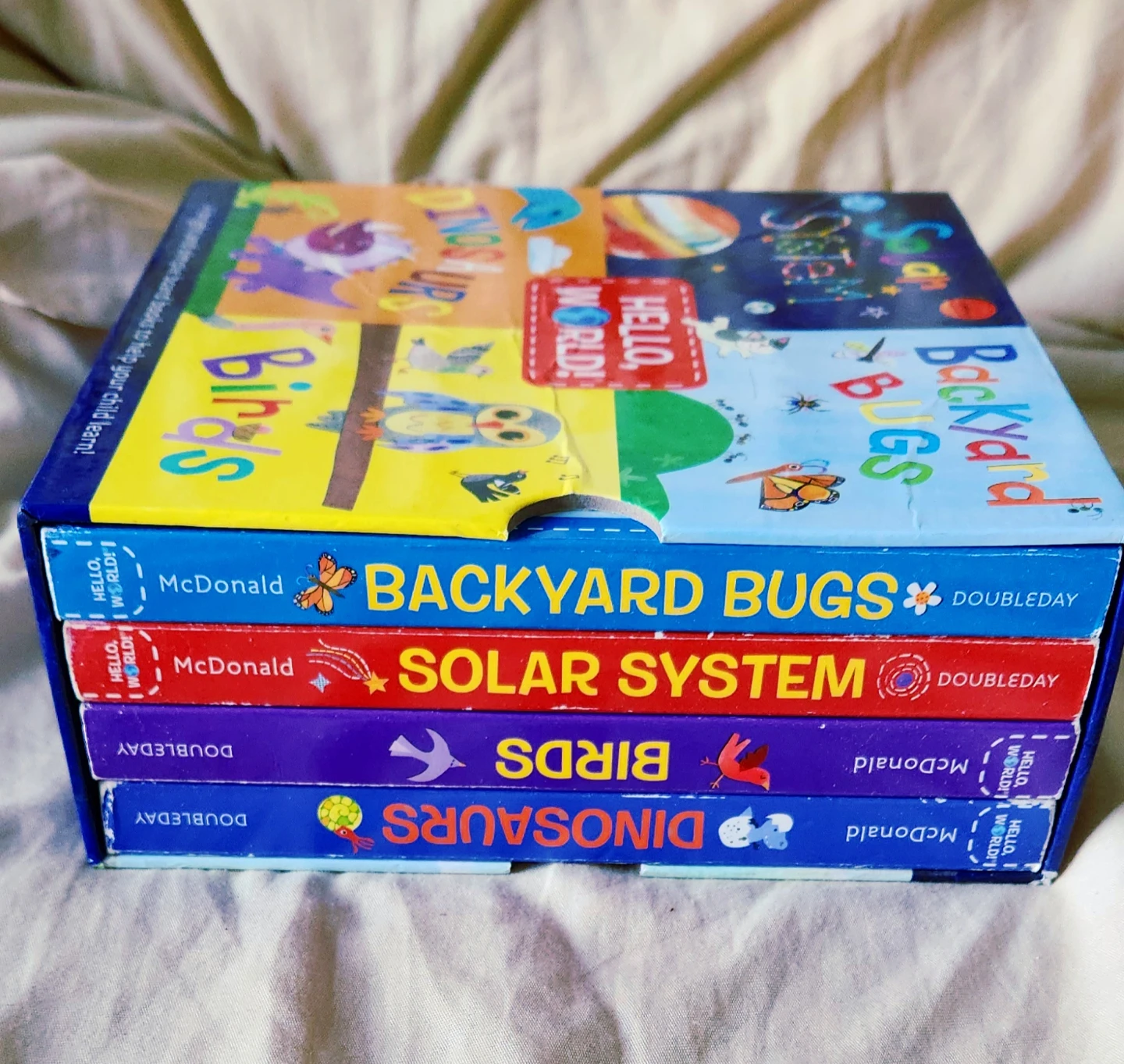 Hello world board book set - photo 2