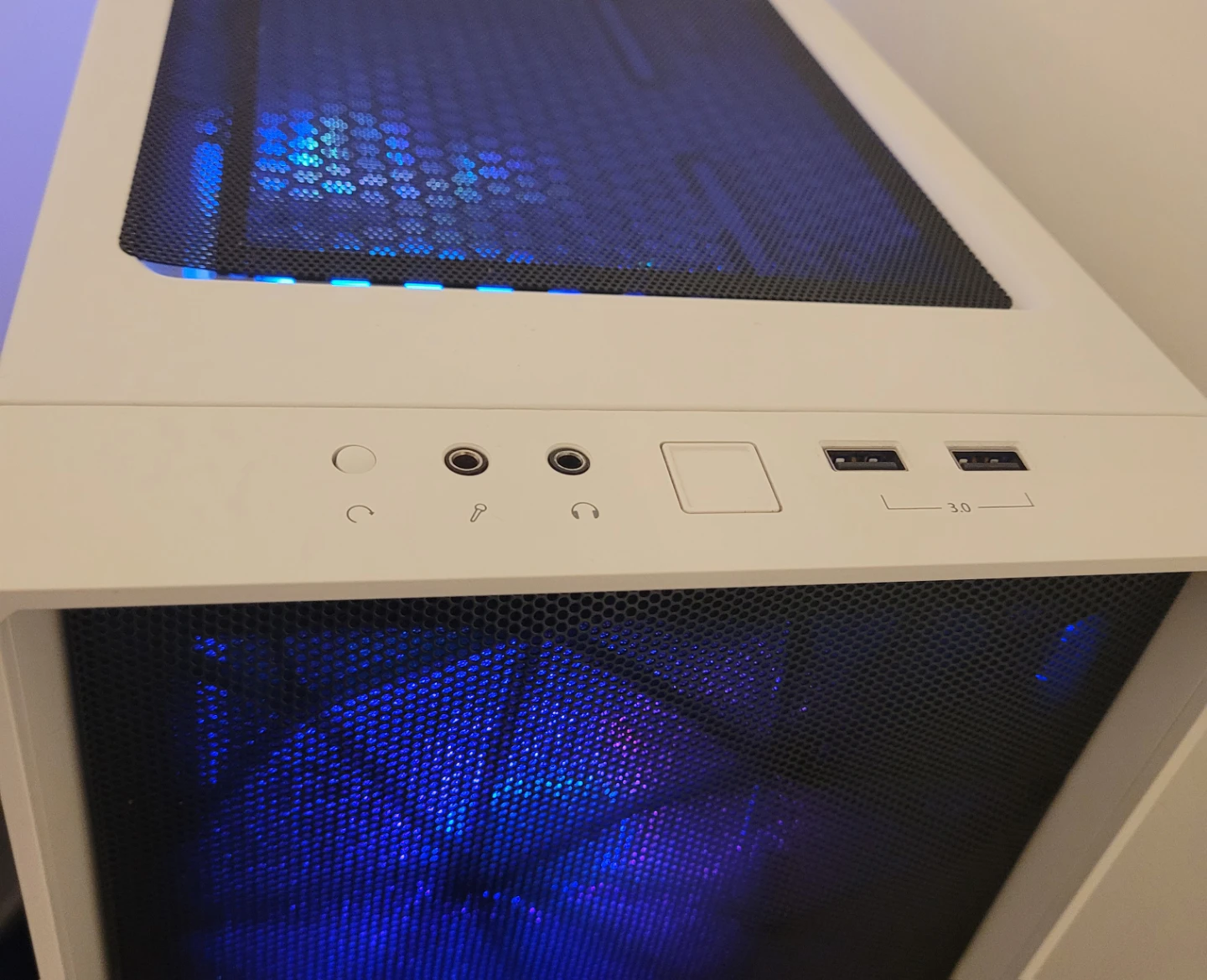 RTX 3070 Ryzen 5600 32GB RAM 2TB Storage gaming PC - photo 4