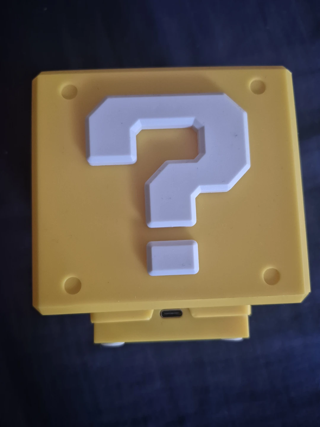 Paladone Super Mario Question Block LED light - photo 2