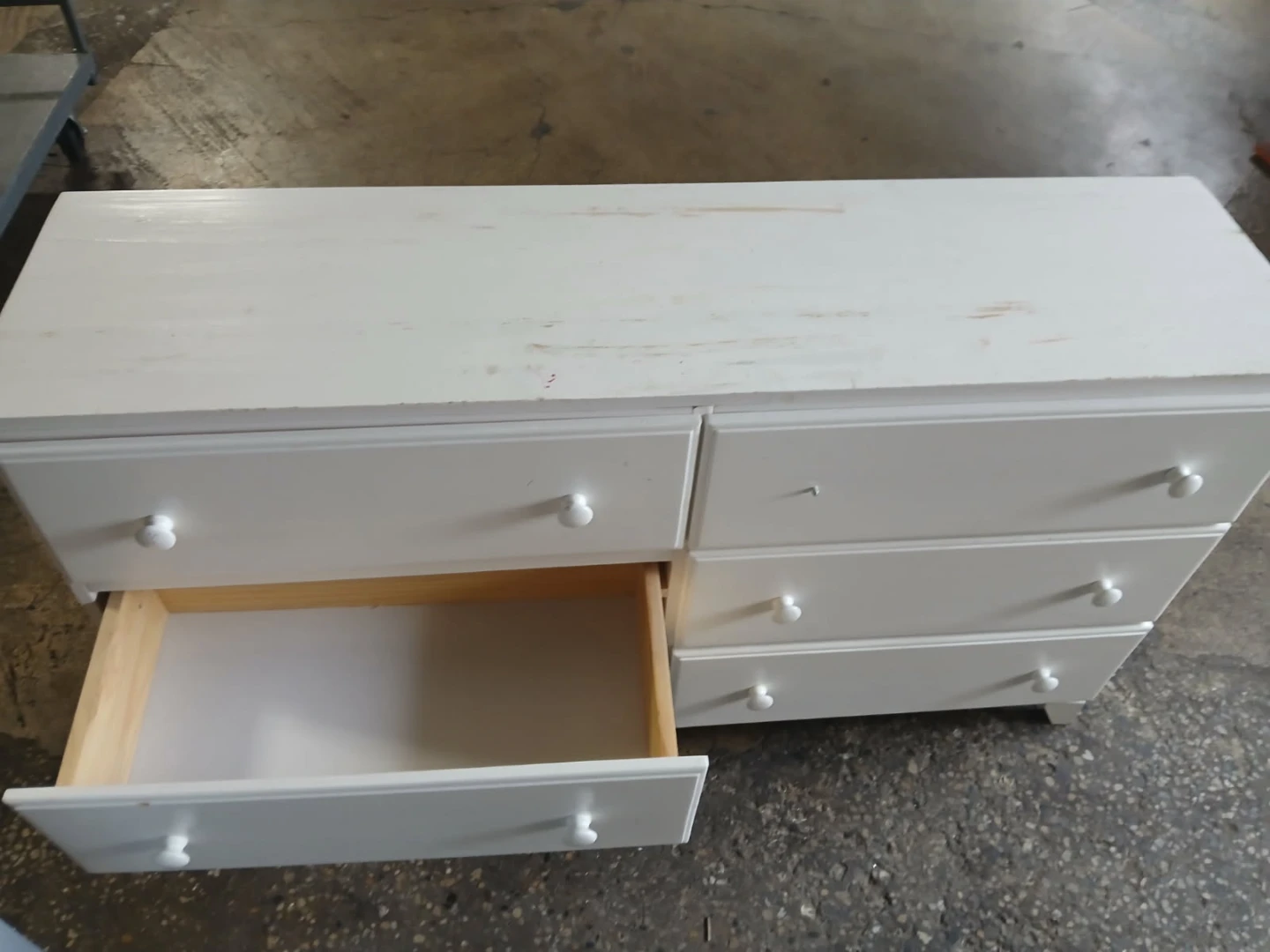 Dresser
