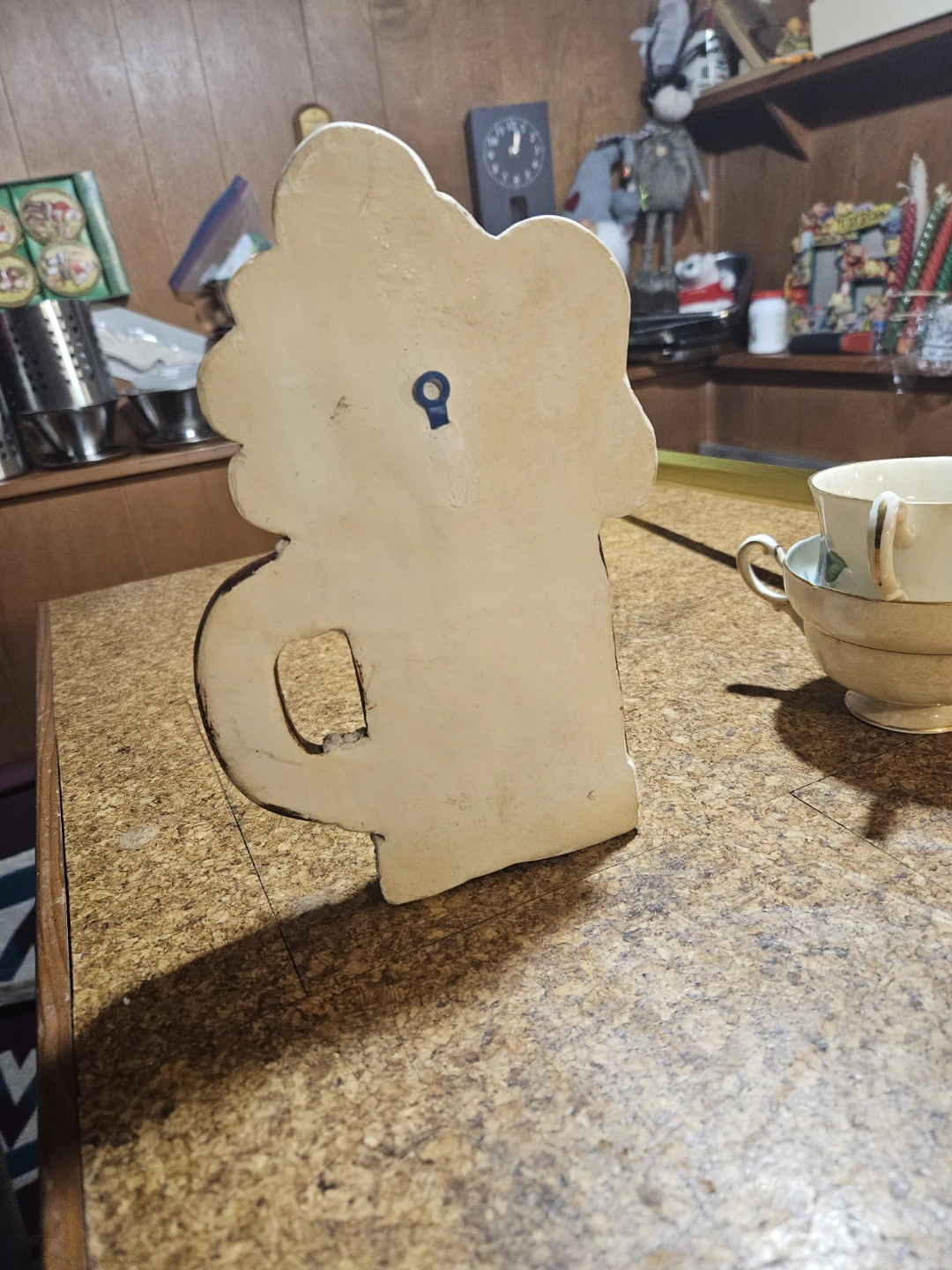 Decorative Beer Mug with "5¢" Emblem - photo 3