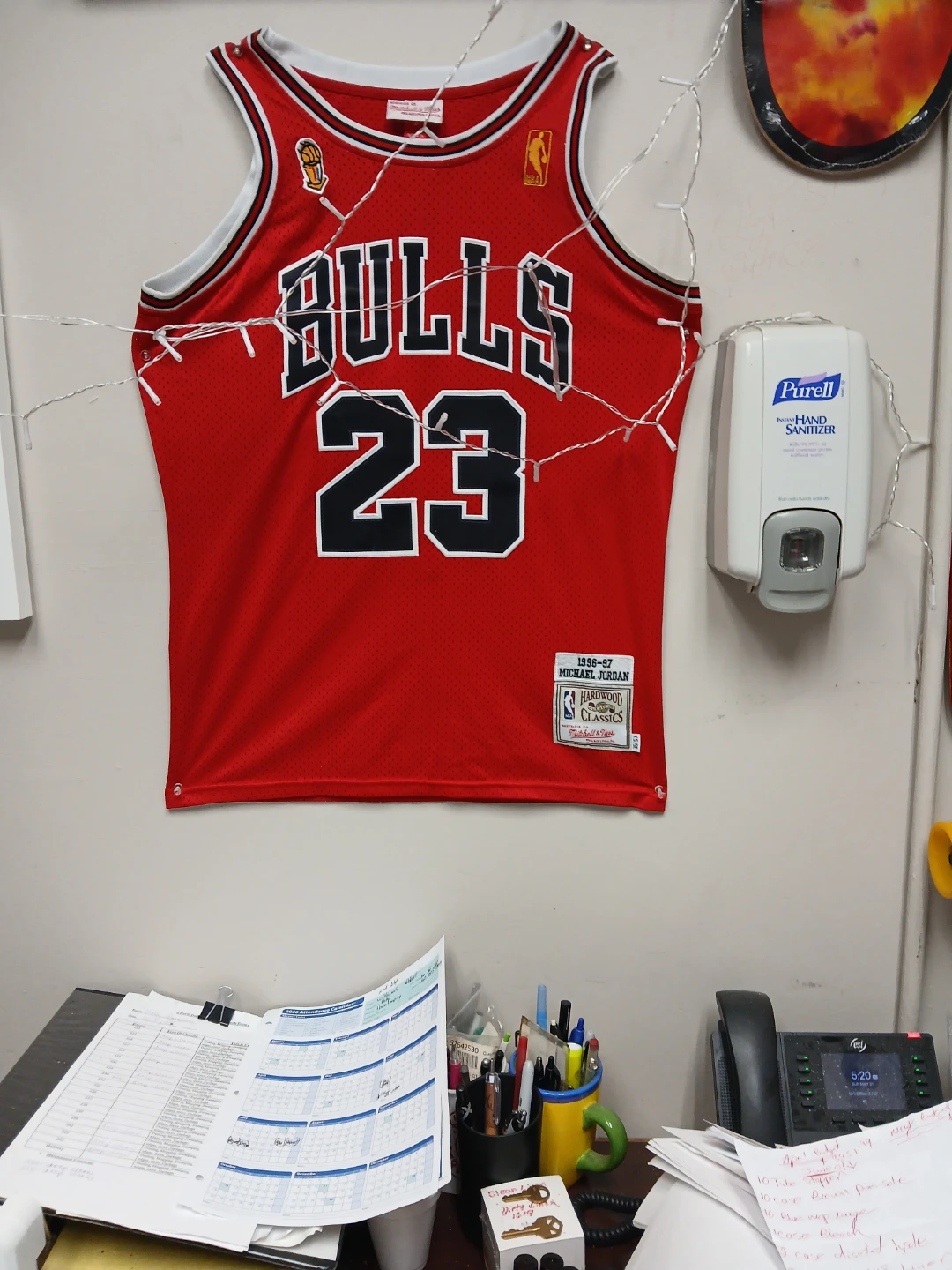 Mitchell & Ness Michael Jordan Chicago Bulls 1996-97 Jersey