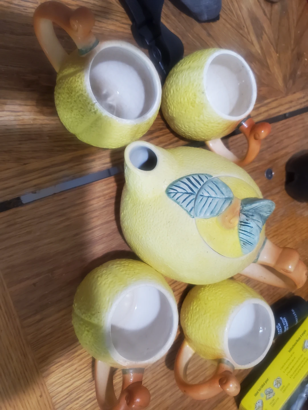 Lemon Tea Set with Teapot and 4 Cups - photo 3
