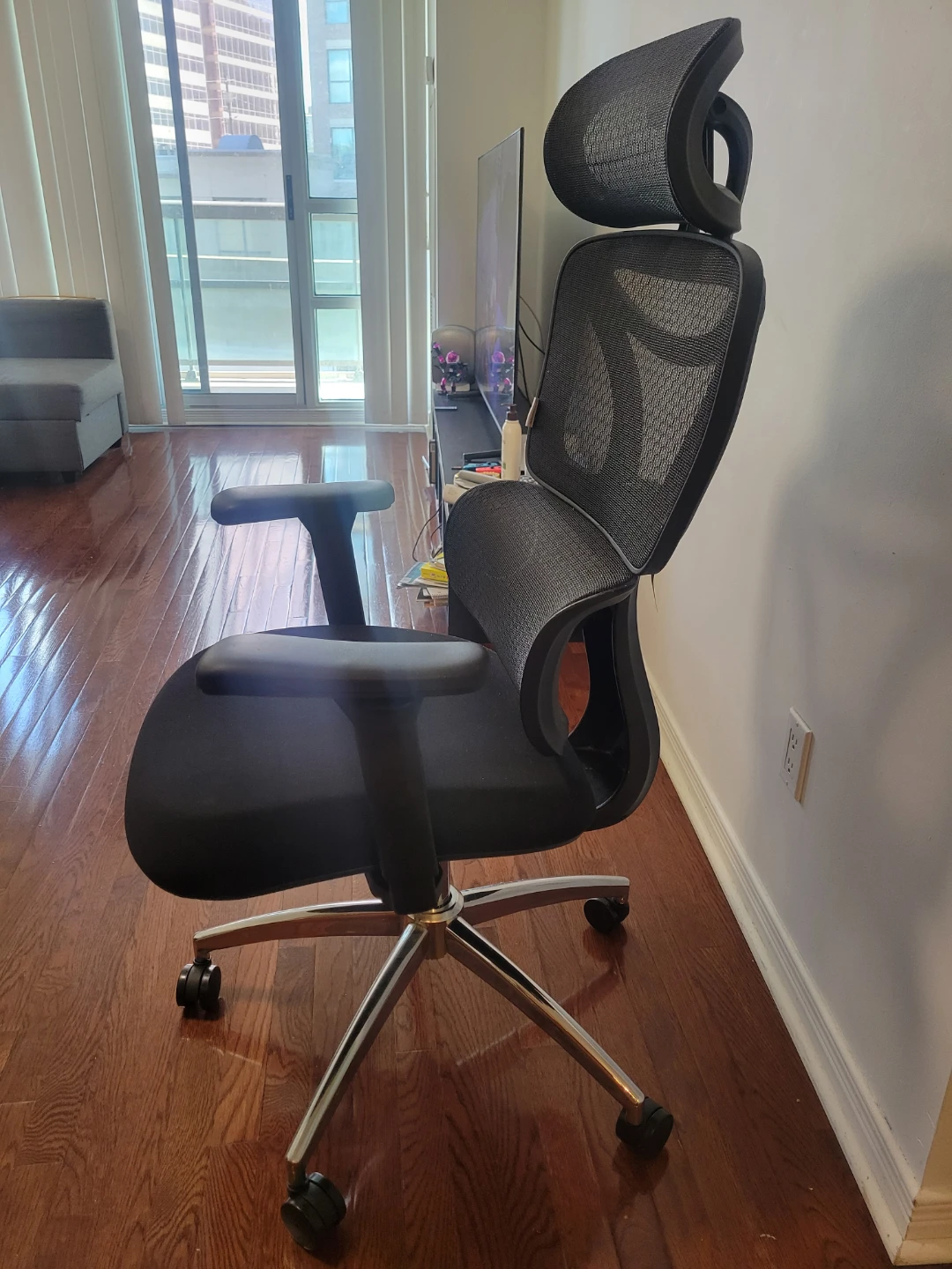 Ergonomic Mesh Office Chair