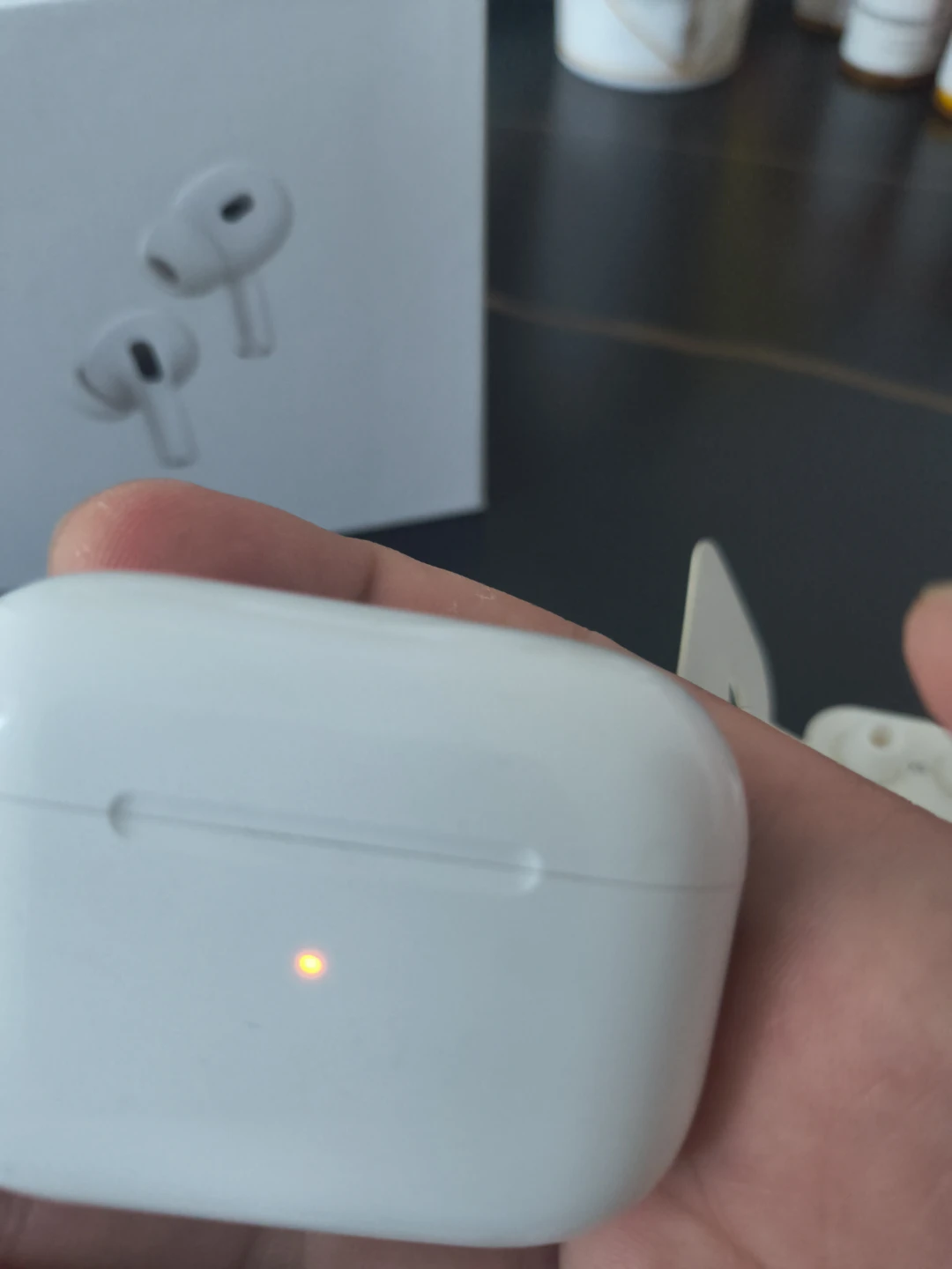Apple AirPods Pro (2nd generation) - photo 4