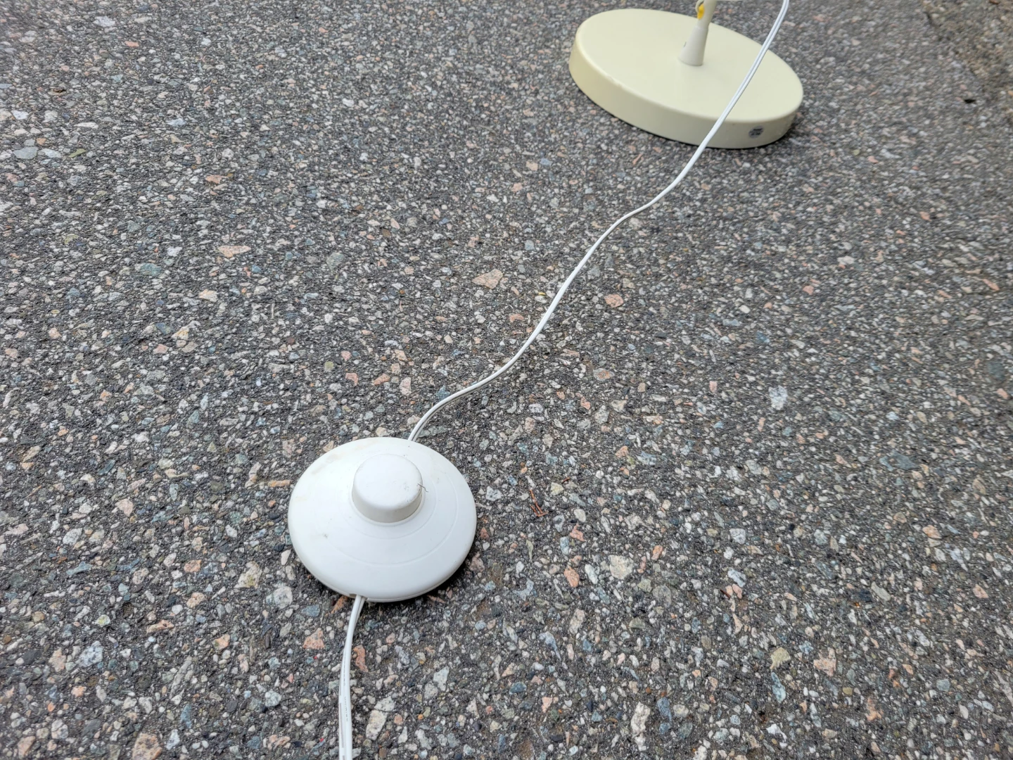 IKEA LED Floor Lamp with Foot Switch. - photo 4